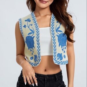 Embroidered Floral Vest in Blue on Ivory